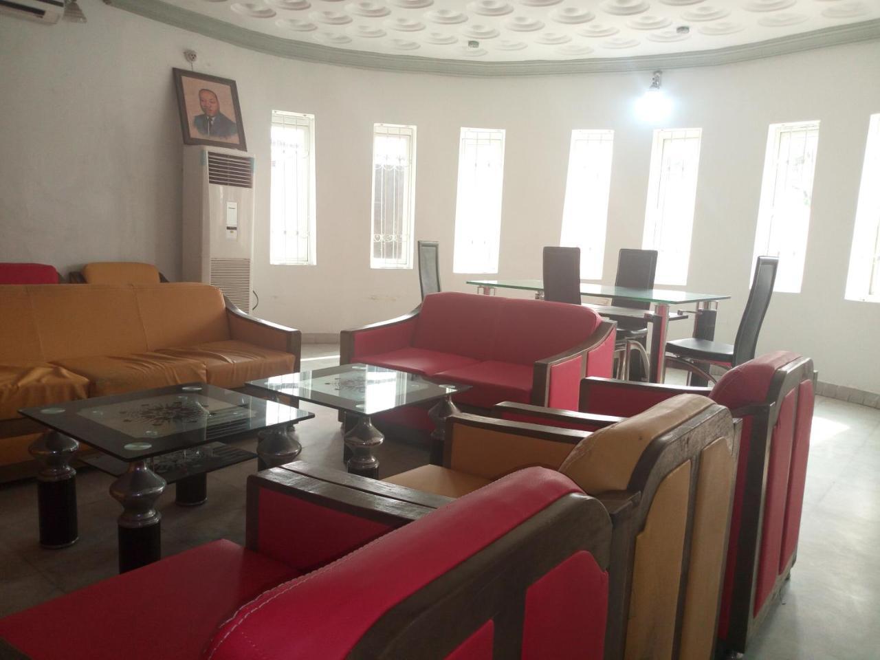 Flamingo Hotel Festac Town Екстер'єр фото